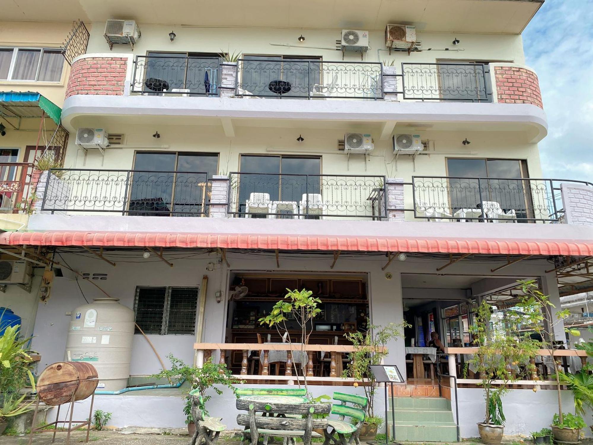 2 Vikings Guesthouse Karon Екстер'єр фото