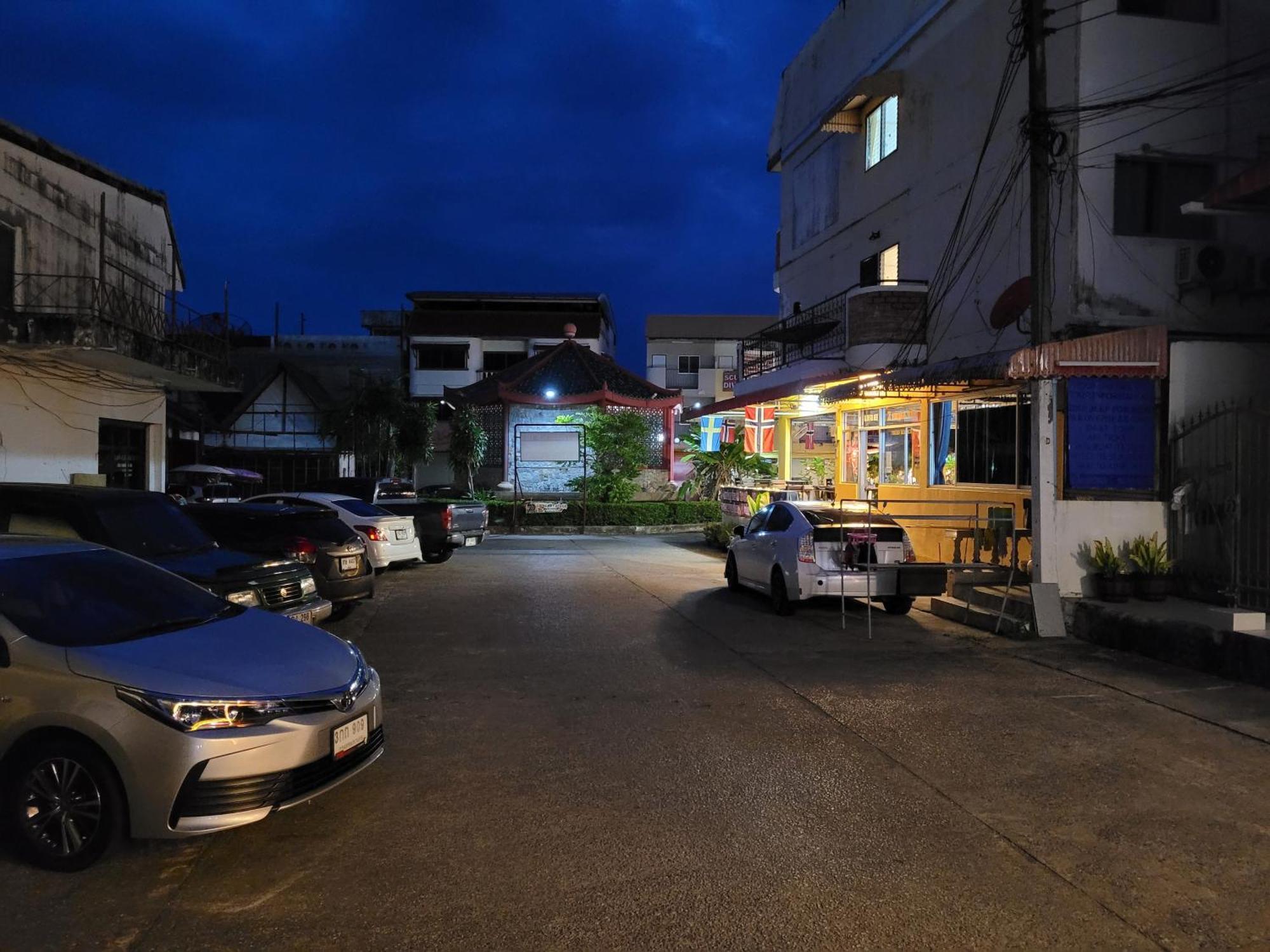 2 Vikings Guesthouse Karon Екстер'єр фото