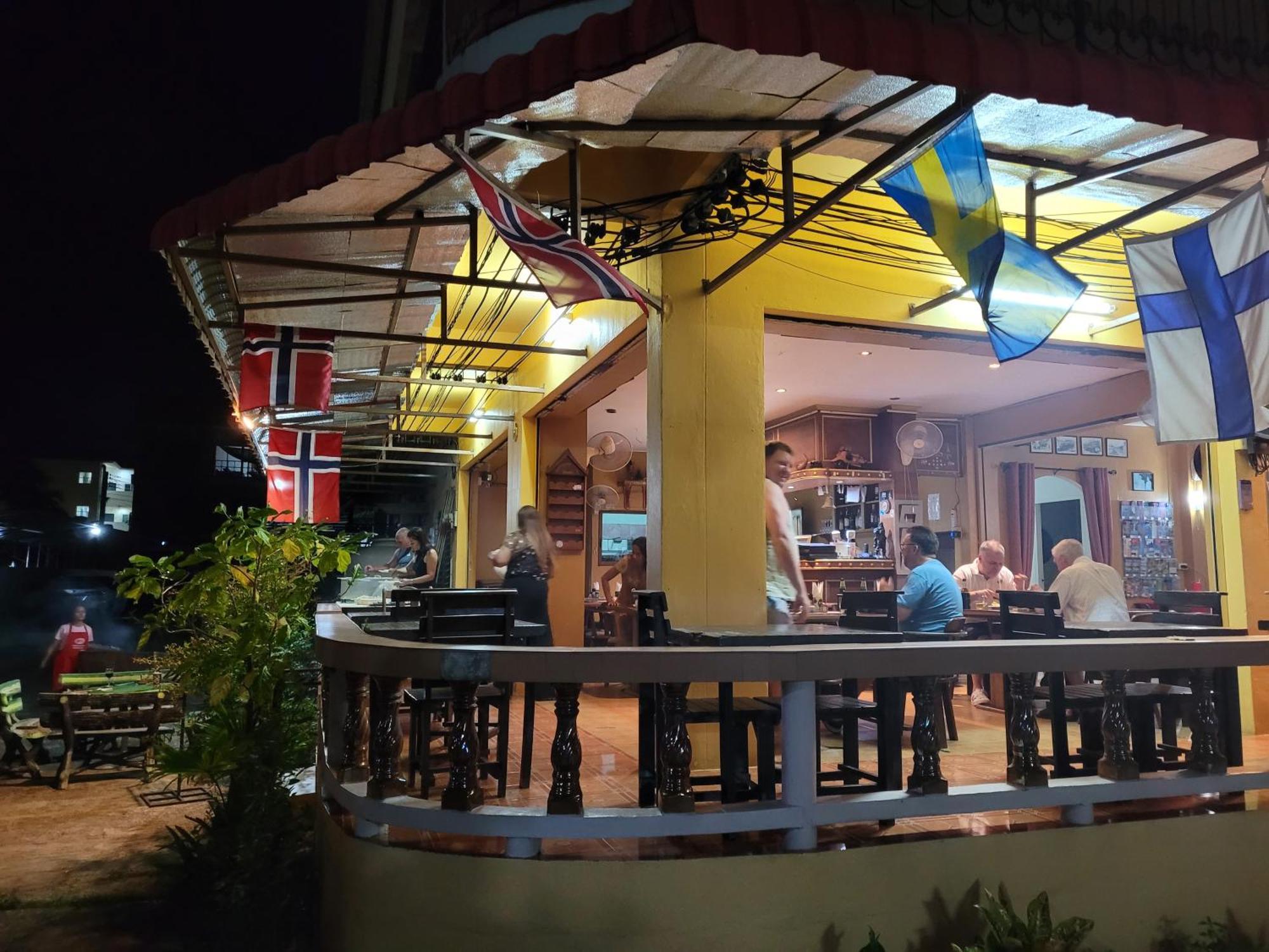 2 Vikings Guesthouse Karon Екстер'єр фото